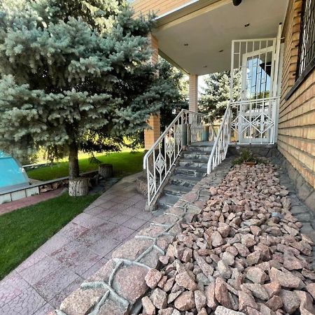 Гостевой Дом Шумкар Азия Guest House Shumkar Asia 비슈케크 외부 사진