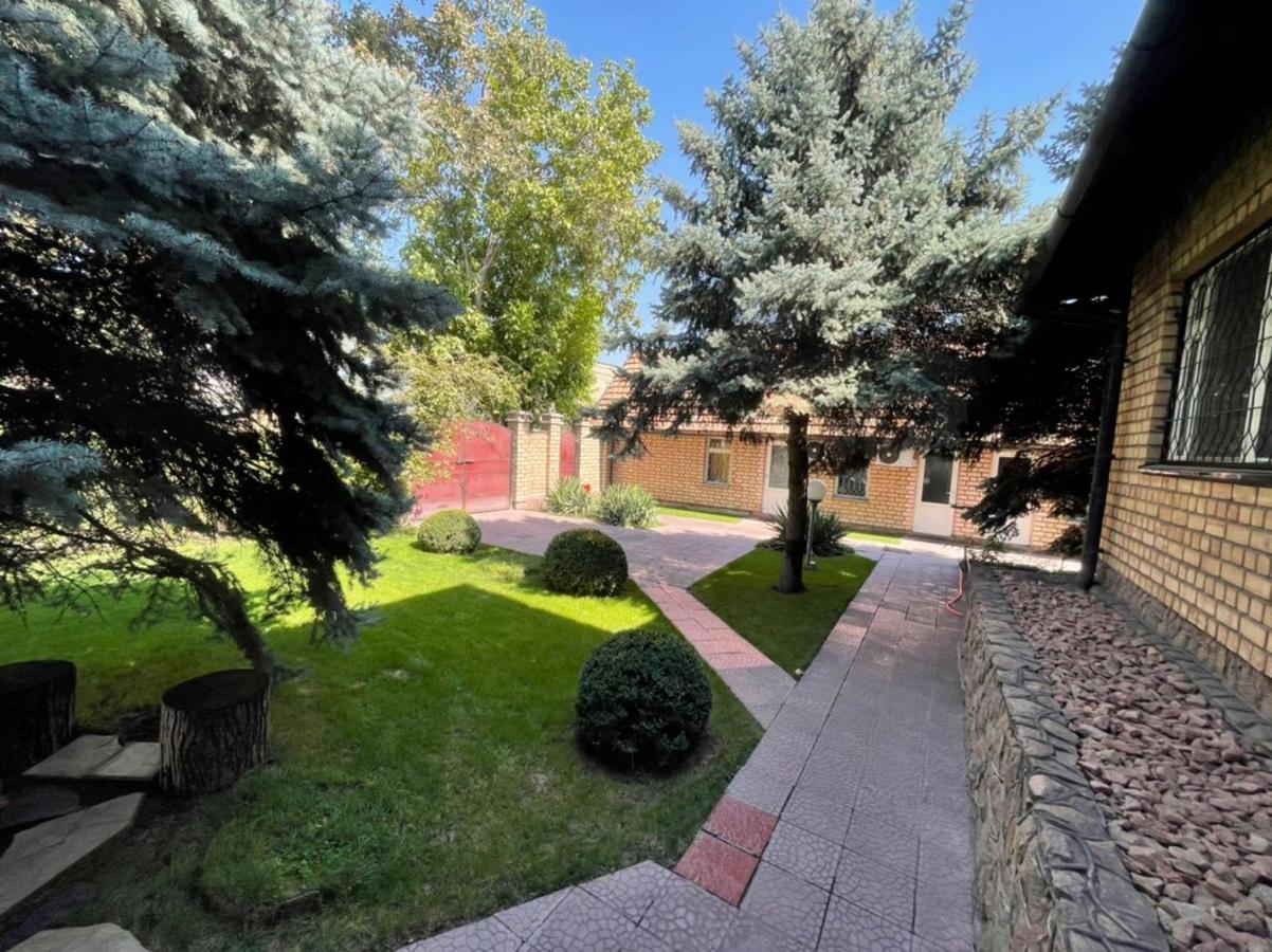 Гостевой Дом Шумкар Азия Guest House Shumkar Asia 비슈케크 외부 사진