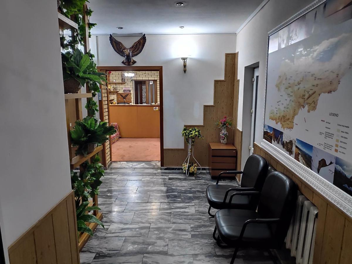 Гостевой Дом Шумкар Азия Guest House Shumkar Asia 비슈케크 외부 사진