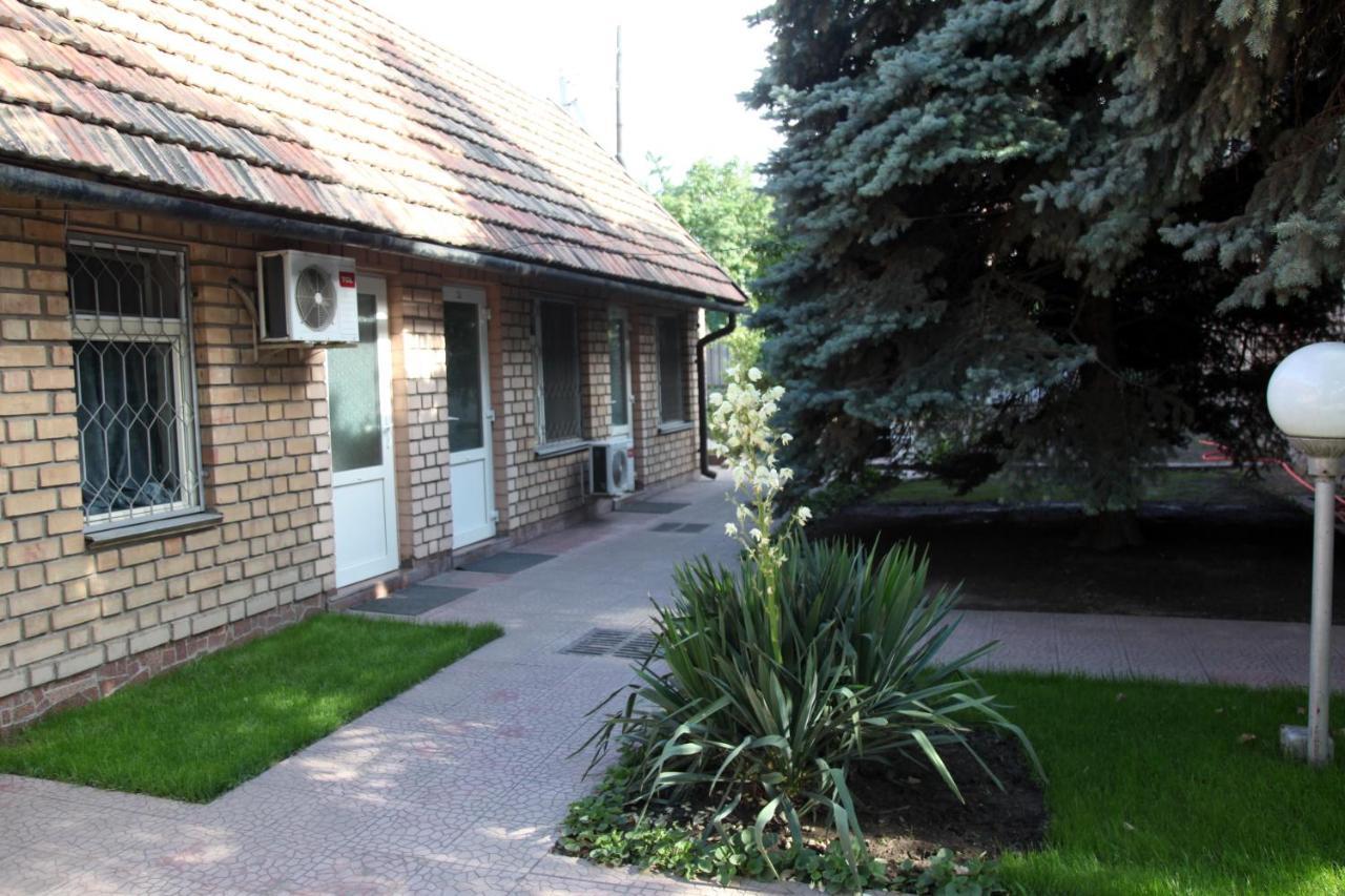 Гостевой Дом Шумкар Азия Guest House Shumkar Asia 비슈케크 외부 사진